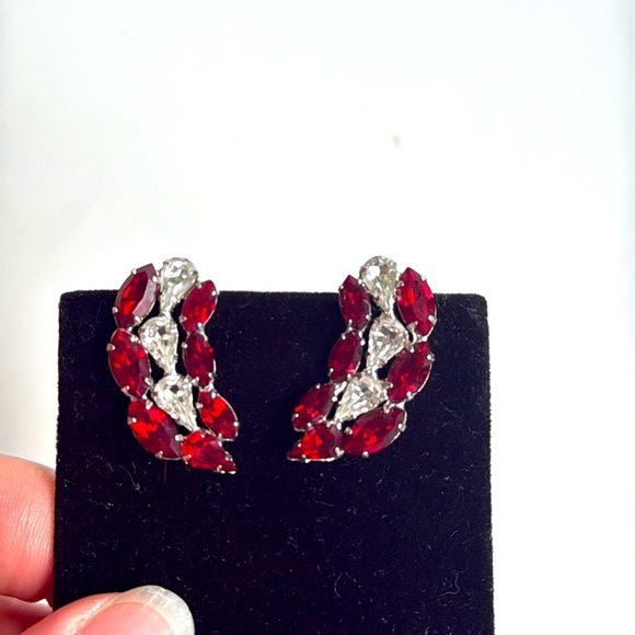 B David Antique Stamped Elegant Red and Silver Rhinestone Clip on Earrings - Picture 2 of 5